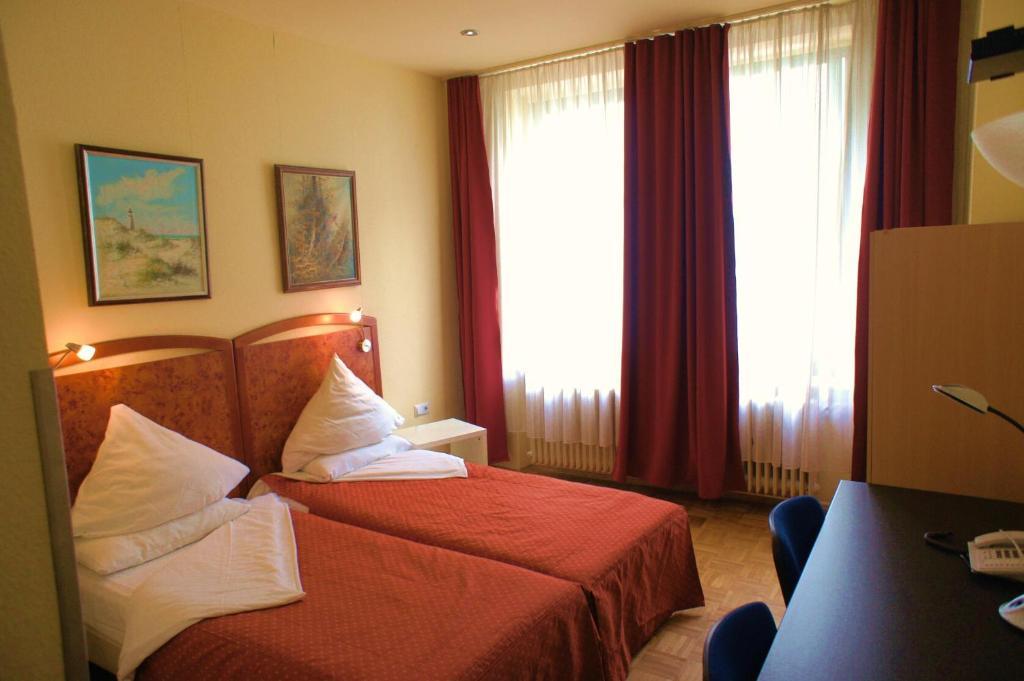 City Hotel Mannheim Szoba fotó